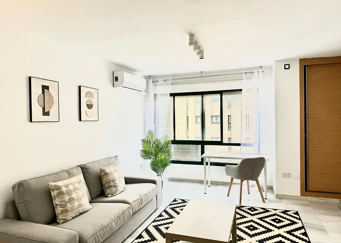 City Center Studio By Eaw Homes